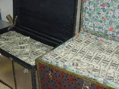 Nigerian fraud money trunk